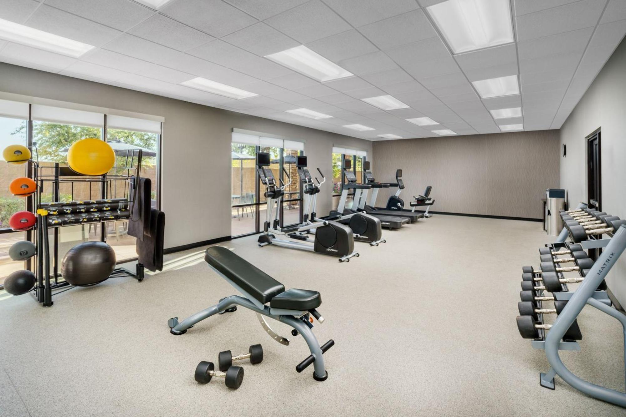 Courtyard By Marriott Phoenix Mesa Gateway Airport Екстер'єр фото