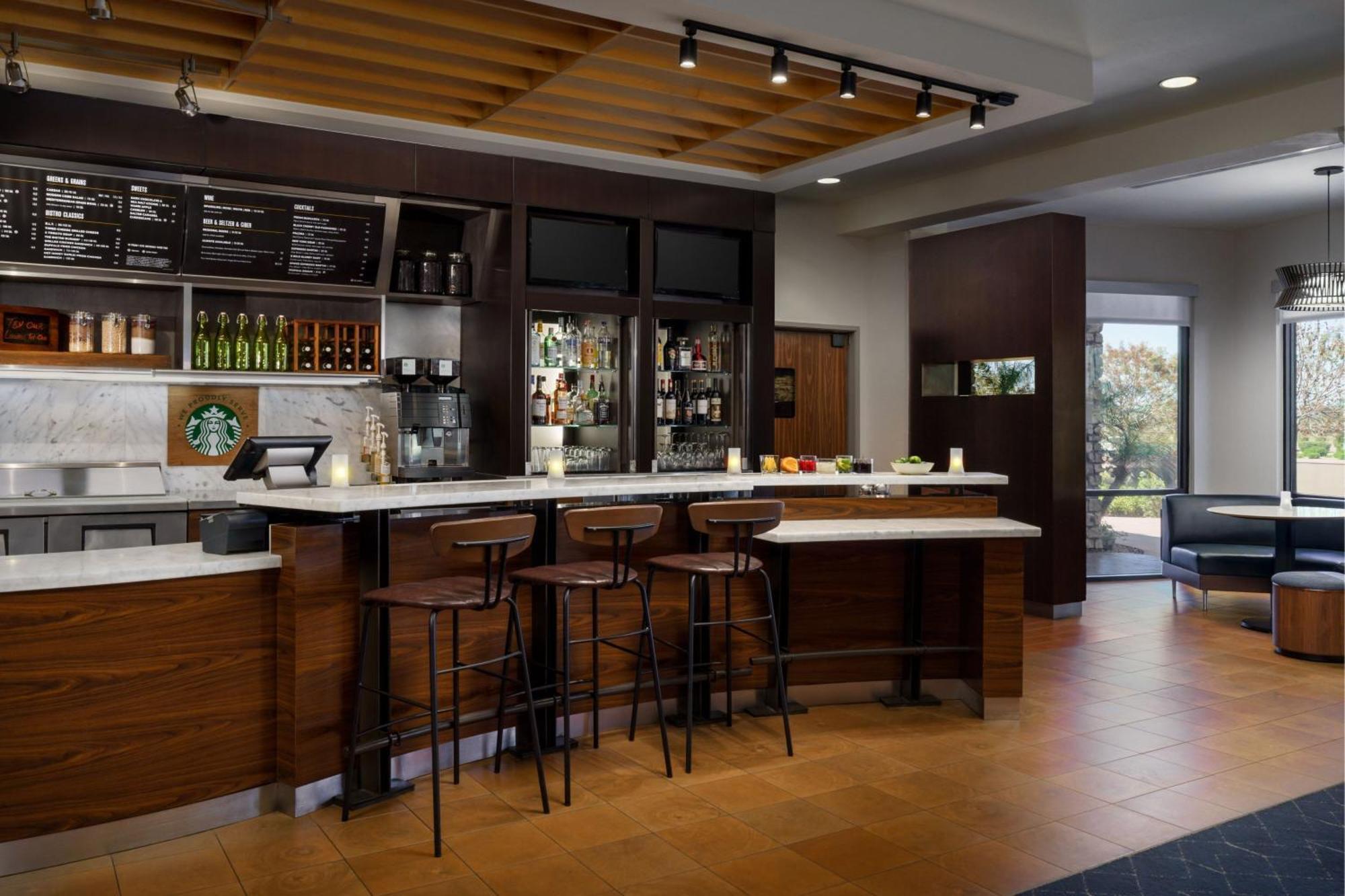 Courtyard By Marriott Phoenix Mesa Gateway Airport Екстер'єр фото