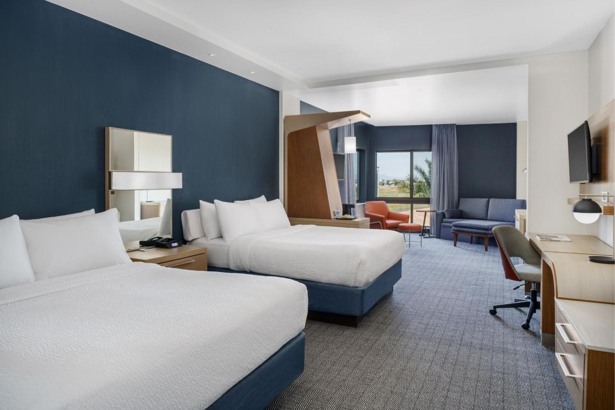 Courtyard By Marriott Phoenix Mesa Gateway Airport Екстер'єр фото