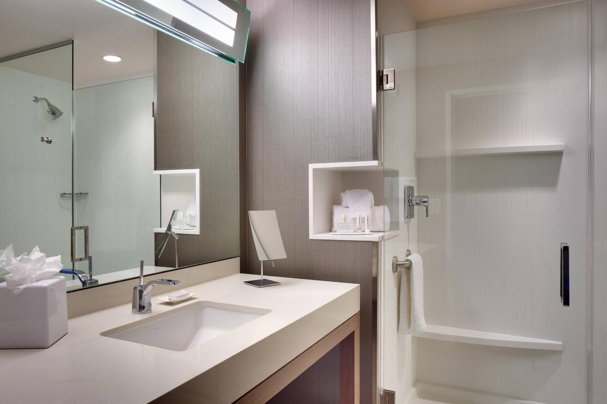 Courtyard By Marriott Phoenix Mesa Gateway Airport Екстер'єр фото