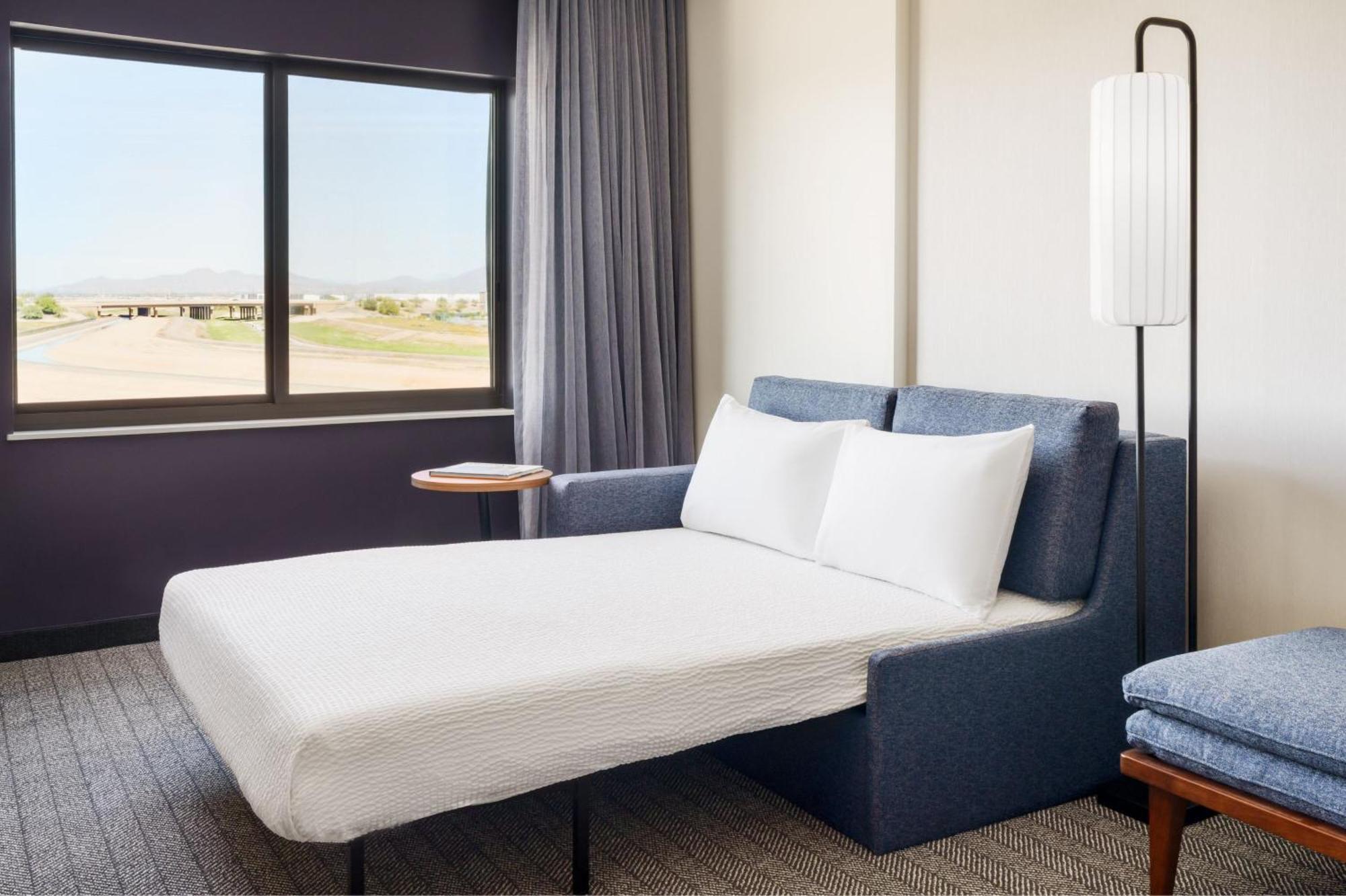 Courtyard By Marriott Phoenix Mesa Gateway Airport Екстер'єр фото