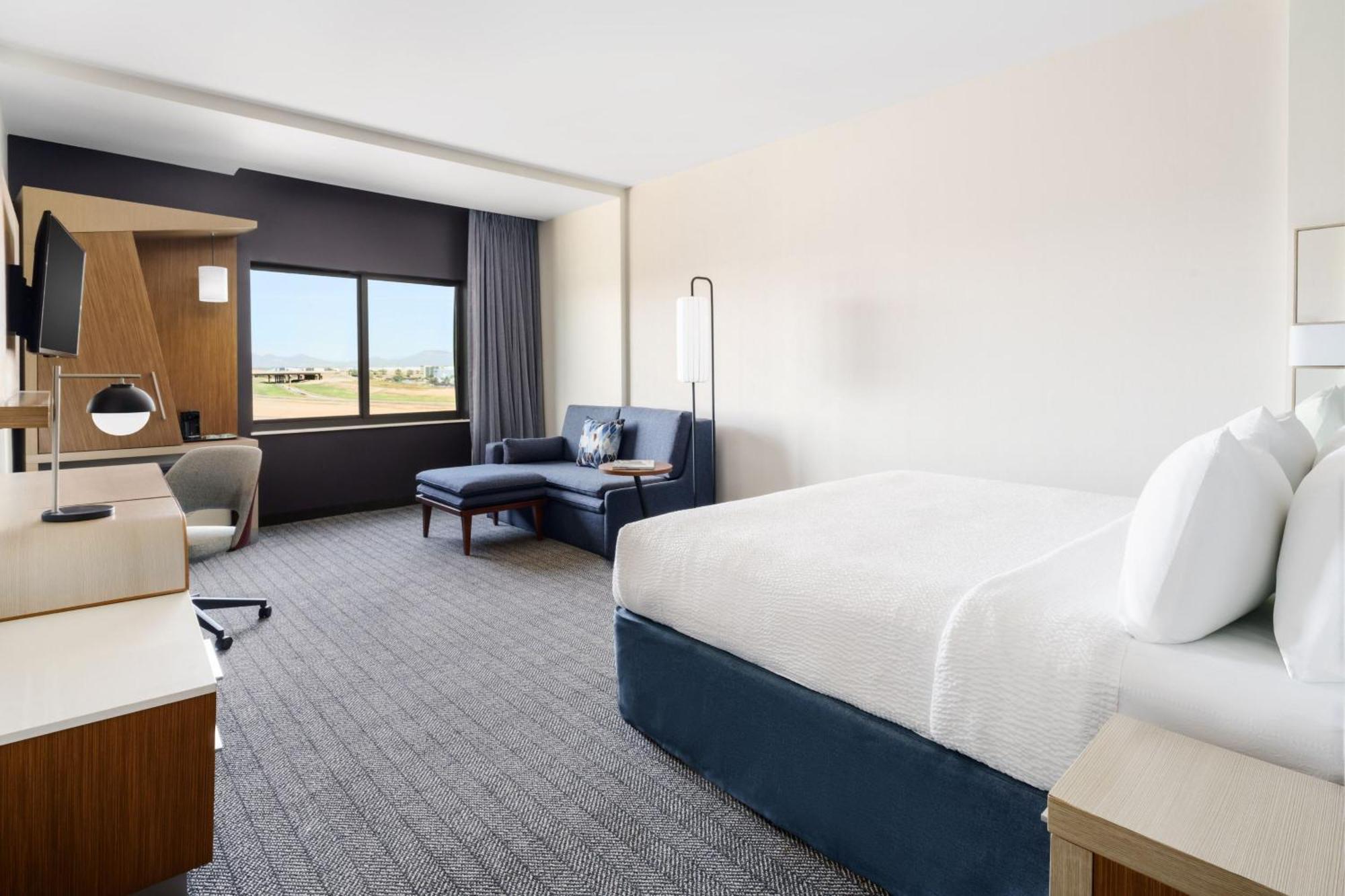 Courtyard By Marriott Phoenix Mesa Gateway Airport Екстер'єр фото
