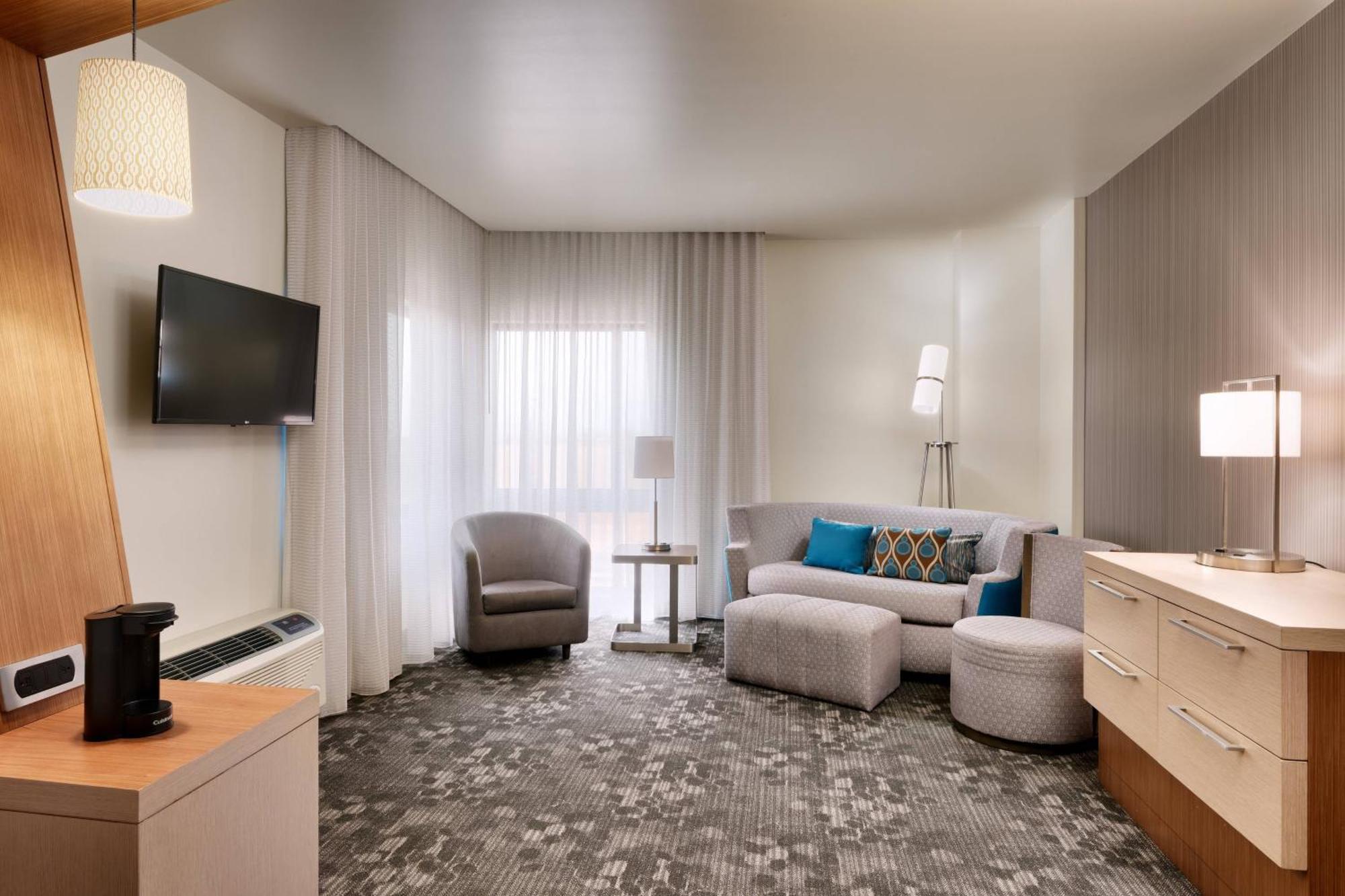 Courtyard By Marriott Phoenix Mesa Gateway Airport Екстер'єр фото