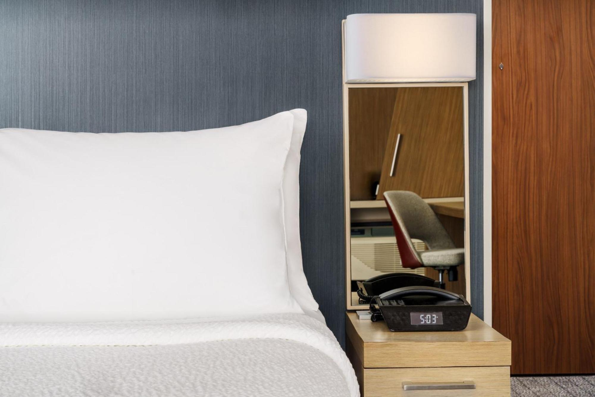 Courtyard By Marriott Phoenix Mesa Gateway Airport Екстер'єр фото